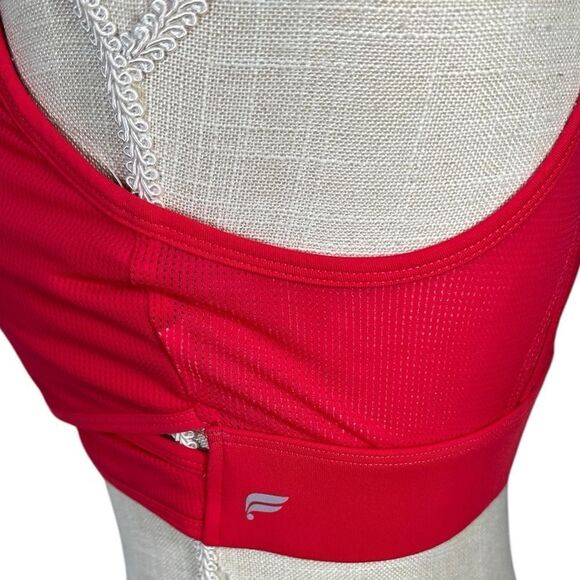 Fabletics Women’s Lipstick Red Faye Medium Impact Activewear Sports Bra II - Picture 5 of 8